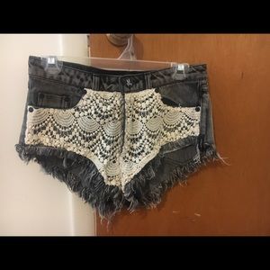 One Teaspoon Crochet Gray Shorts